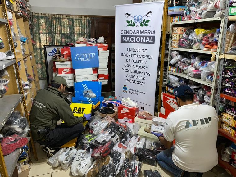 Parte del procedimiento en Maipú y Ciudad. Foto: Gobierno Nacional