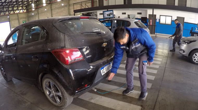 A través de una resolución publicada en el Boletín Oficial, el gobierno de Mendoza extendió la validez de la Revisión Técnica Obligatoria (RTO) Foto: ALF PONCE MERCADO / MDZ