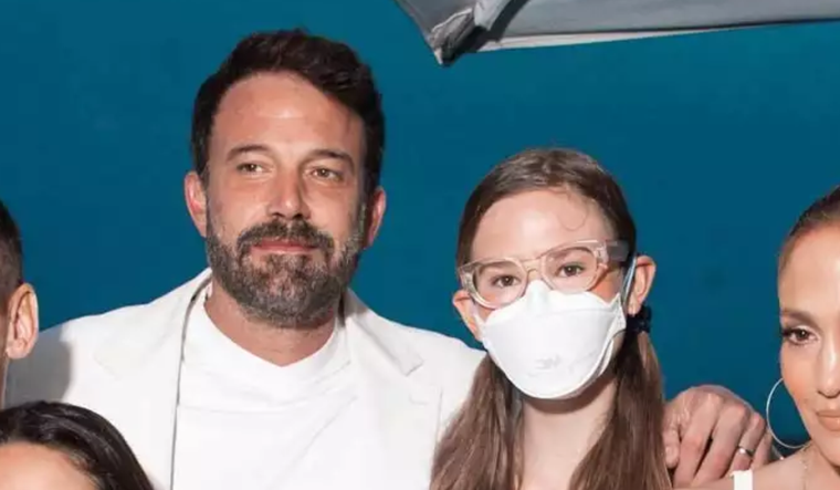 Sorprende lo idénticas que son Jeniffer Garner y su hija Violet (17) gracias a las inéditas fotos de la fiesta de su padre, Ben Affleck. Foto: Instagram
