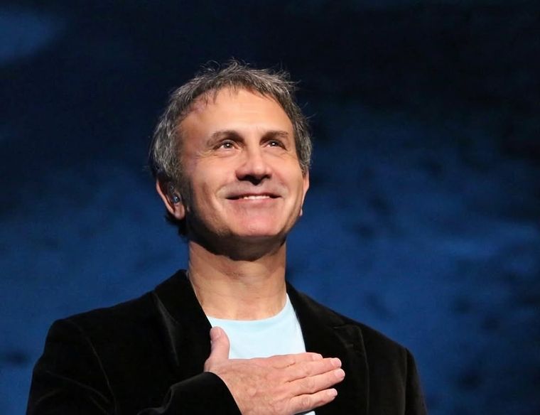 El cantante argentino George Dalaras volverá a la Argentina en noviembre.