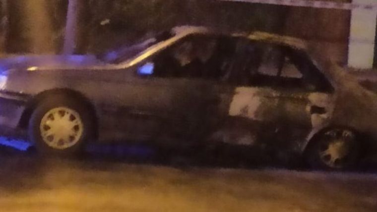 El cuerpo fue encontrado en el asiento del conductor Foto: El Progreso