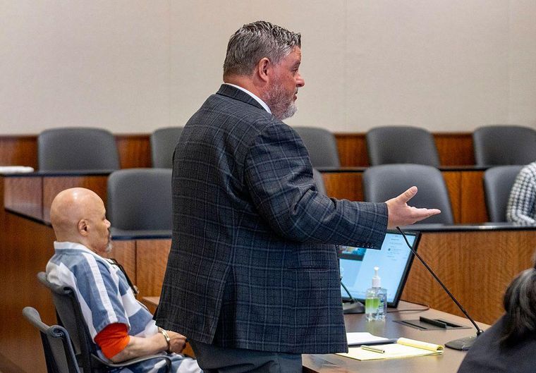 La defensa de Carter apuntó contra el viudo de Eva Olesen.