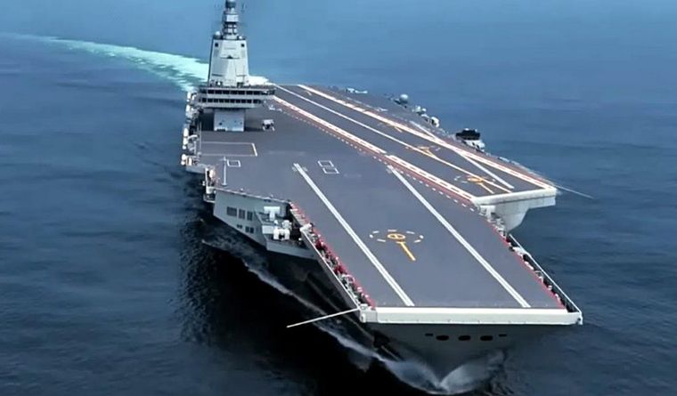 Fujian, el poderoso portaaviones de China, incorporado ya a acciones de defensa. Foto China Global