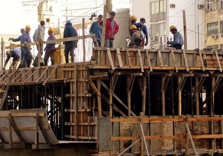 La construcción pasaría a pagar una tasa del 1% de Ingresos Brutos.