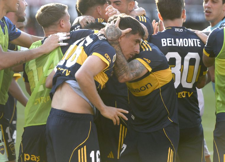 Miguel Merentiel convirtió un gol clave sobre la hora y Boca también quedó momentáneamente como lider de la Zona A.