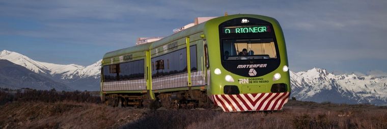Tren Patagónico El servicio une San Antonio Oeste con Bariloche, uniendo las costas del Mar Argentino con la Cordillera de los Andes Foto: Twitter: @PatagonicoTren