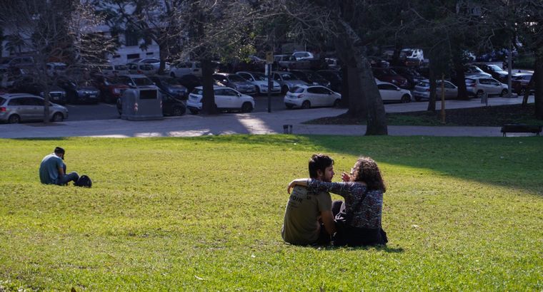 Pronóstico para San Valentín: 32°C y posibles tormentas hacia la noche en Mendoza.