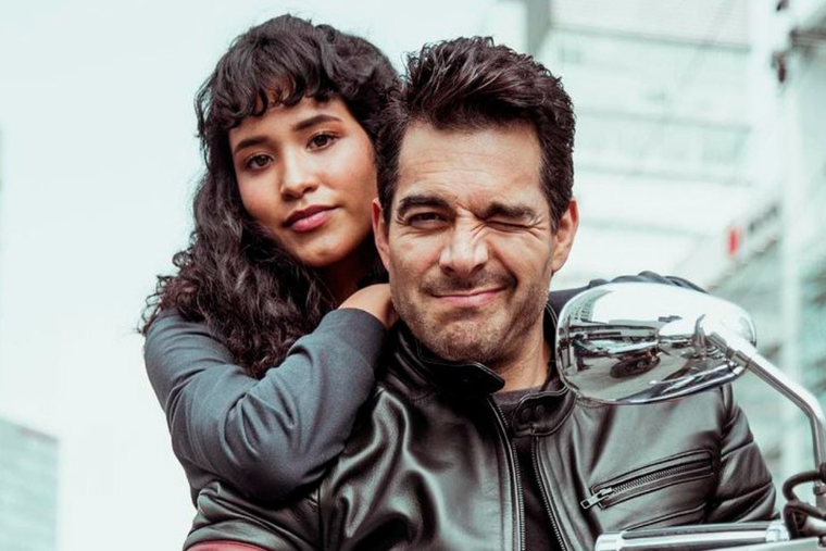 DESTROZAN A LA HIJA DE OMAR CHAPARRO ANDREA TIENE 20 AÑOS Y ACABA DE DEBUTAR EN REBELDE.