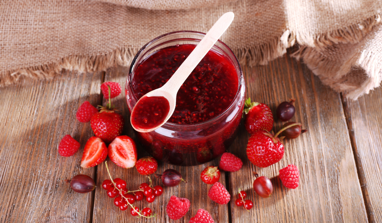 Sabor artesanal: mermelada de frutos rojos en tu cocina Foto: Shutterstock