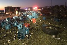 El terrible accidente se registró esta madrugada en la ruta 2, a la altura del partido bonaerense de Chascomús.