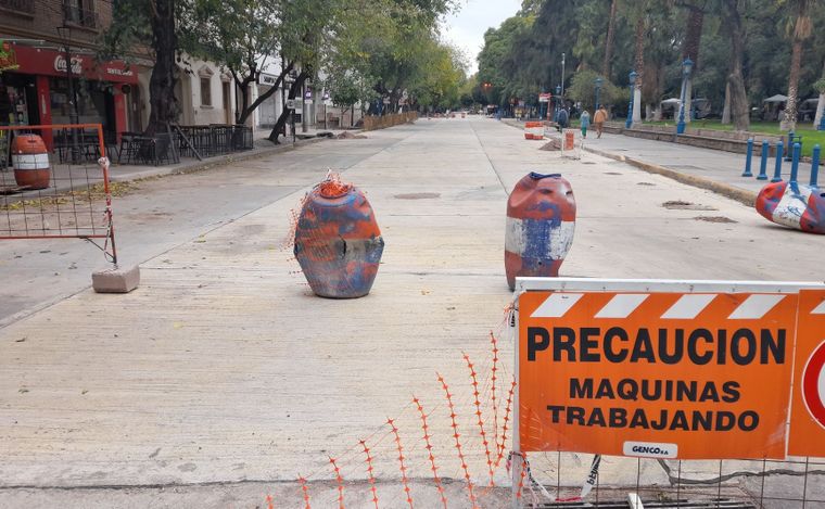 La calle Patricias Mendocinas de Ciudad está cortada hace más de dos meses