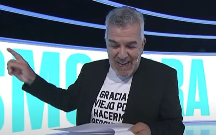 Dady Brieva El humorista se lució con sus noticias rimadas en PPT. Foto: Captura TV