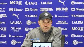 El Chacho hablará este jueves y es casi seguro que le preguntarán por el interés concreto de River para suceder a Gallardo. El Chacho hablará este jueves y es casi seguro que le preguntarán por el interés concreto de River para suceder a Gallardo.