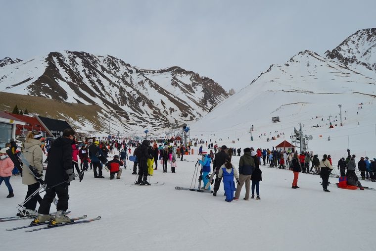 Las Leñas ofrece opciones low cost para toda la familia