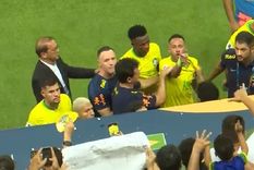 El astro brasileño recibió un golpe con una bolsa de pochoclos.