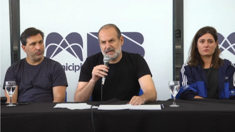 Este mediodía el intendente brindó una conferencia de prensa Foto: Agencia Noticias Argentinas