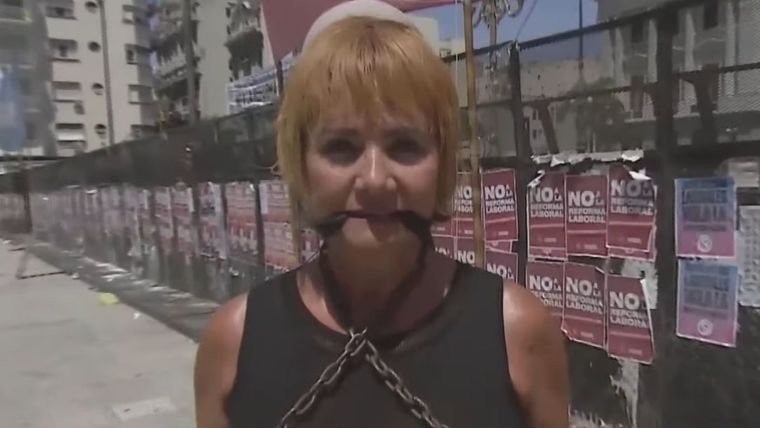 Nancy Pazos se aleja de Telefe en medio de un clima de tensión y versiones encontradas. Nancy Pazos se aleja de Telefe en medio de un clima de tensión y versiones encontradas.