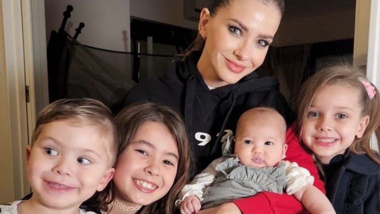 China Suárez Toque melancólico. Foto: Fuente: Imagen - Instagram @sangrejaponesa