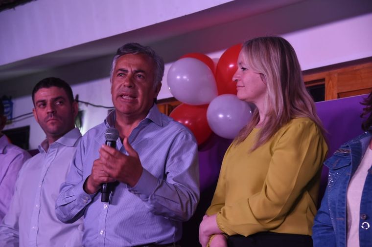 Cornejo acompañó a Hernán Amat en Rivadavia. Foto: Prensa Alfredo Cornejo