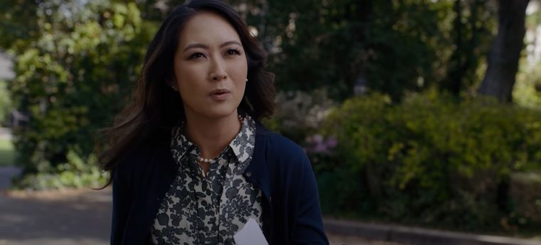 Netflix La mujer de la casa de enfrente de la chica en la ventana