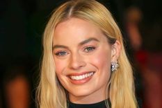 Foto: https://www.milenio.com/espectaculos/cine/margot-robbie-primera-foto-de-la-actriz-como-barbie