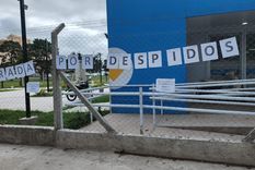 El gobierno continúa con los despidos de empleados estatales Foto: Trabajadores Anses Mar del Plata El gobierno continúa con los despidos de empleados estatales Foto: Trabajadores Anses Mar del Plata