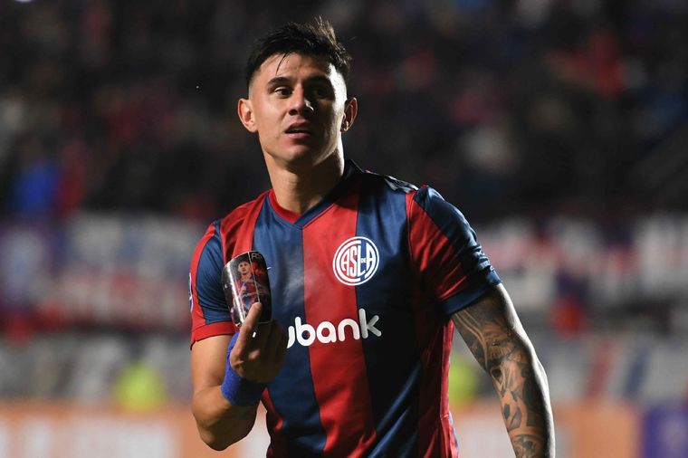 Adam Bareiro fue la figura de San Lorenzo. Foto: Télam