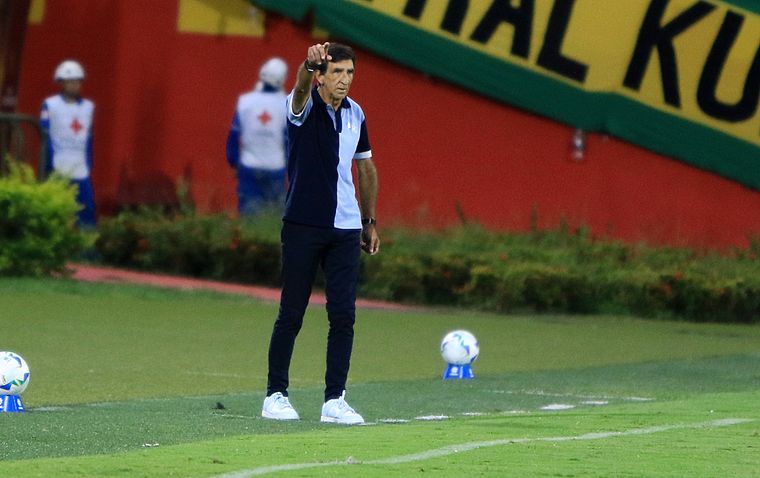 La dura baja que sufrió el Racing de Gustavo Costas. Foto: Fotobaires