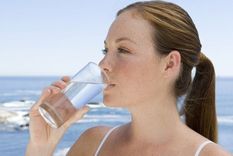 Investigadores desarrollaron un filtro que purifica agua de mar y la convierte en potable en solo media hora. Foto: GETTY IMAGES