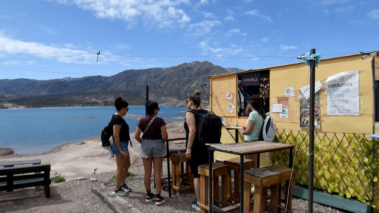 Quieren mejorar la estética de los foodtrucks. Quieren mejorar la estética de los foodtrucks.