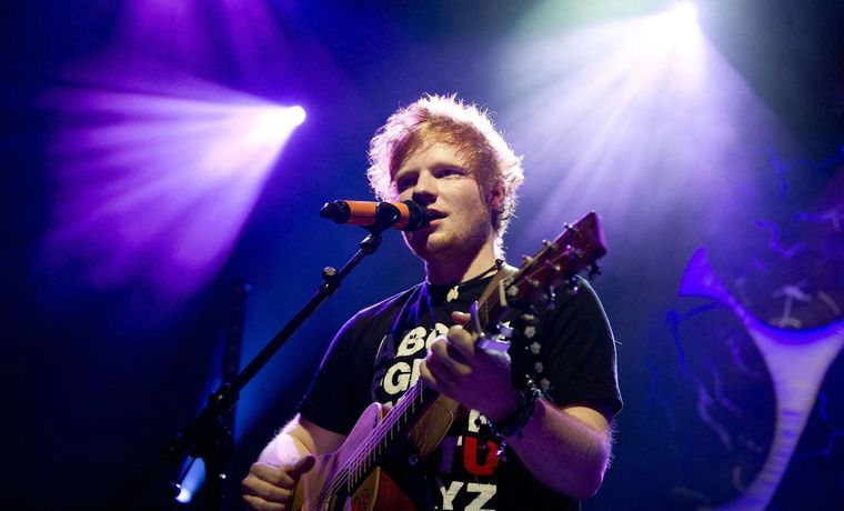 Foto: https://www.tuenlinea.com/noticias/nota-ed-sheeran-canta-i-kew-you-were-trouble-cover-taylor-swift/