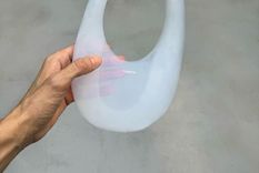 Conocé el innovador bolso fabricado con aire de la NASA. Foto: Instagram