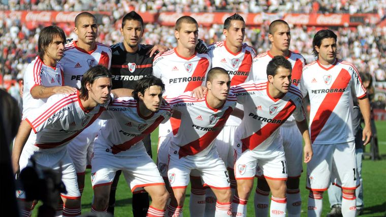 Un exfutbolista de River dejó todo para ir al club de sus amores cuando más lo necesitaba.