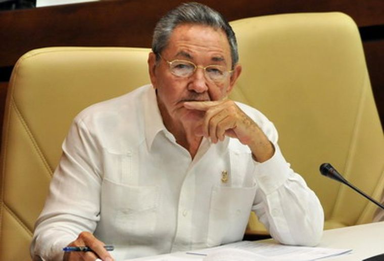 El presidente de Cuba quiere salvar la Revolución. Foto: EFE