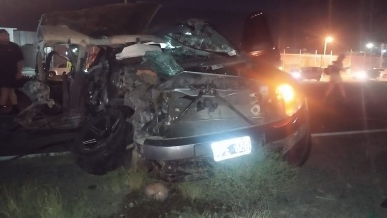 Así quedó el vehículo del joven que manejaba ebrio y chocó contra un colectivo en Maipú Foto: Ministerio de Seguridad de Mendoza