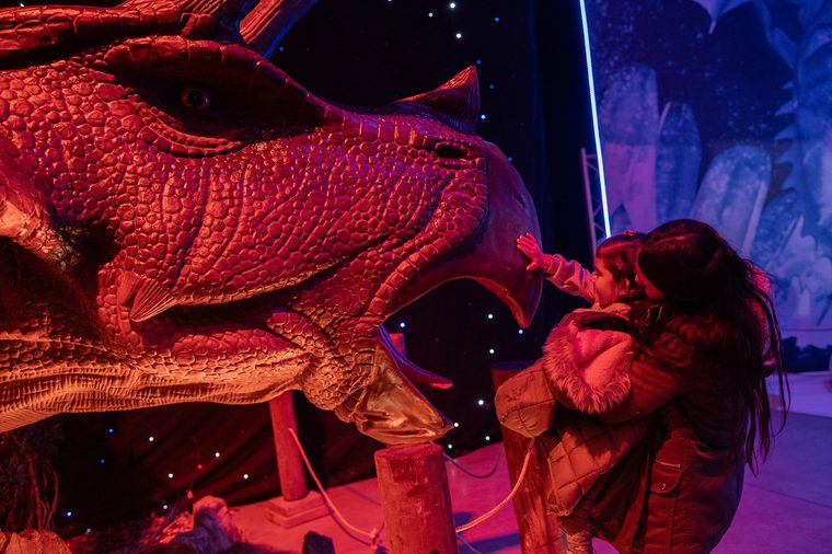 Toda la familia podrá disfrutar de la exposición de dinosaurios más importante del mundo.