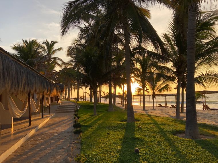 Mancora tiene hoy sus playas vacías.