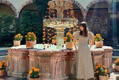 Foto: https://www.glamstar.news/showbiz/Lily-Collins-visita-San-Miguel-de-Allende-en-Guanajuato-y-enamora-con-tierno-vestido-20221106-0002.html