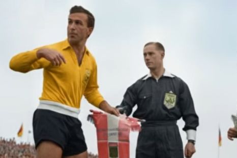 La Selección argentina enfrentó a Alemania Federal con camisetas amarillas prestadas. La Selección argentina enfrentó a Alemania Federal con camisetas amarillas prestadas.