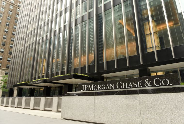 La fachada del edificio de JP Morgan.