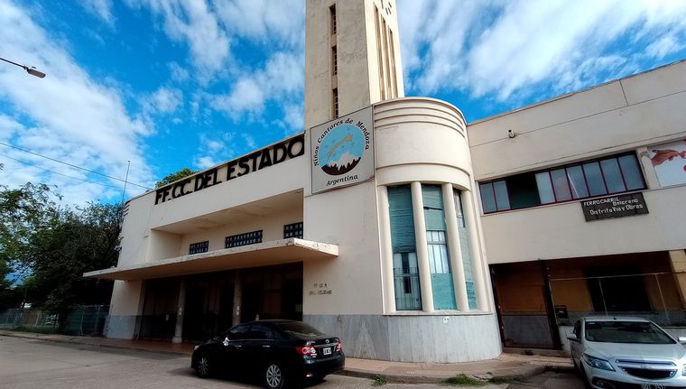En la antigua estación hoy funciona la Escuela de Niños Cantores. En la antigua estación hoy funciona la Escuela de Niños Cantores.