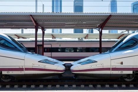 España cuenta con la red de alta velocidad más extensa de Europa y la segunda del mundo, tras China. España cuenta con la red de alta velocidad más extensa de Europa y la segunda del mundo, tras China.