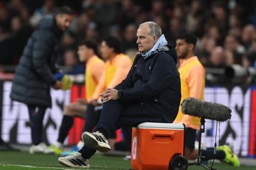 Marcelo Bielsa protagonizó un incómodo momento tras el amistoso entre Uruguay e Inglaterra.