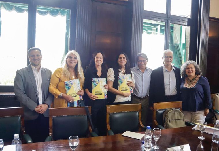 El Ministerio Público Tutelar presentó un informe preocupante: en la Ciudad de Buenos Aires aumentan las internaciones diarias de niñas, niños y adolescentes por riesgo suicida.&nbsp;