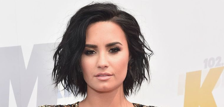 Foto: https://www.t13.cl/noticia/tendencias/demi-lovato-si-pudiese-elegir-no-habria-empezado-tan-pronto