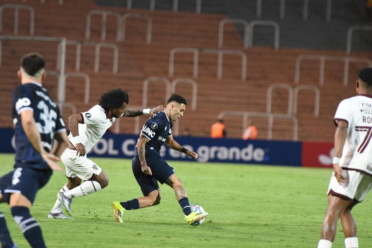 Independiente Rivadavia venció a Bolívar en el Malvinas Argentinas.