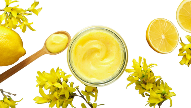 El limón tiene un pH entre 2 y 3, lo que inhibe el crecimiento de microorganismos. Por eso la crema se conserva mejor que muchas otras. El limón tiene un pH entre 2 y 3, lo que inhibe el crecimiento de microorganismos. Por eso la crema se conserva mejor que muchas otras.