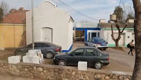 Un alumno de 12 años llevó al Colegio San Francisco de Asís, en la ciudad de Santa Rosa de Calamuchita, un rifle de aire comprimido y se produjeron momentos de tensión. Un alumno de 12 años llevó al Colegio San Francisco de Asís, en la ciudad de Santa Rosa de Calamuchita, un rifle de aire comprimido y se produjeron momentos de tensión.