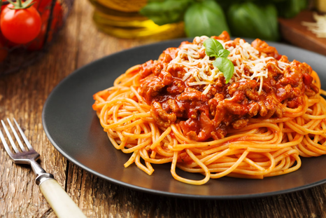 Un delicioso platillo de spaghetti a la boloñesa para agasajar a tus seres queridos Foto: Recepedia