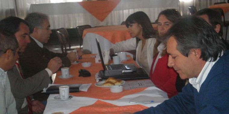 Reunión de intendentes en Tupungato.